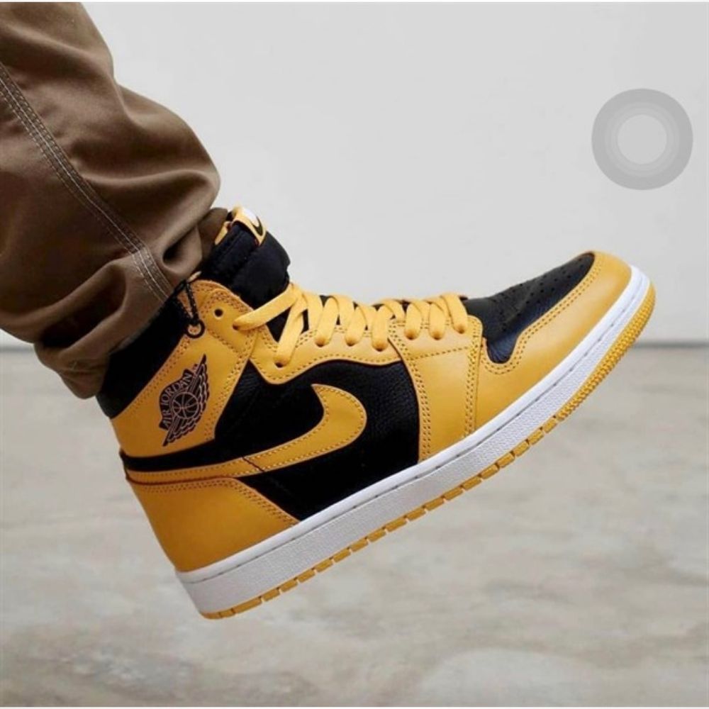 Air Jordan 1 High Retro OG Pollen Yellow Black