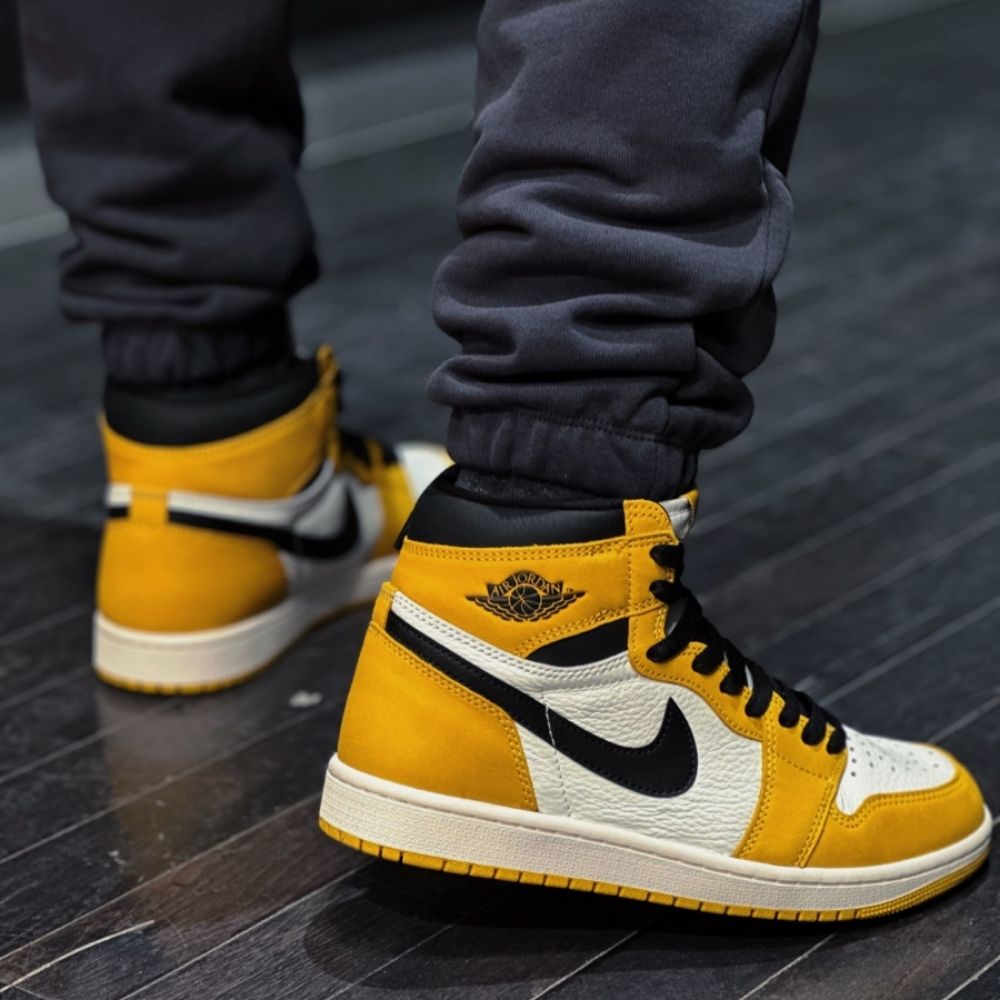 Air Jordan 1 Retro High OG Yellow Ochre