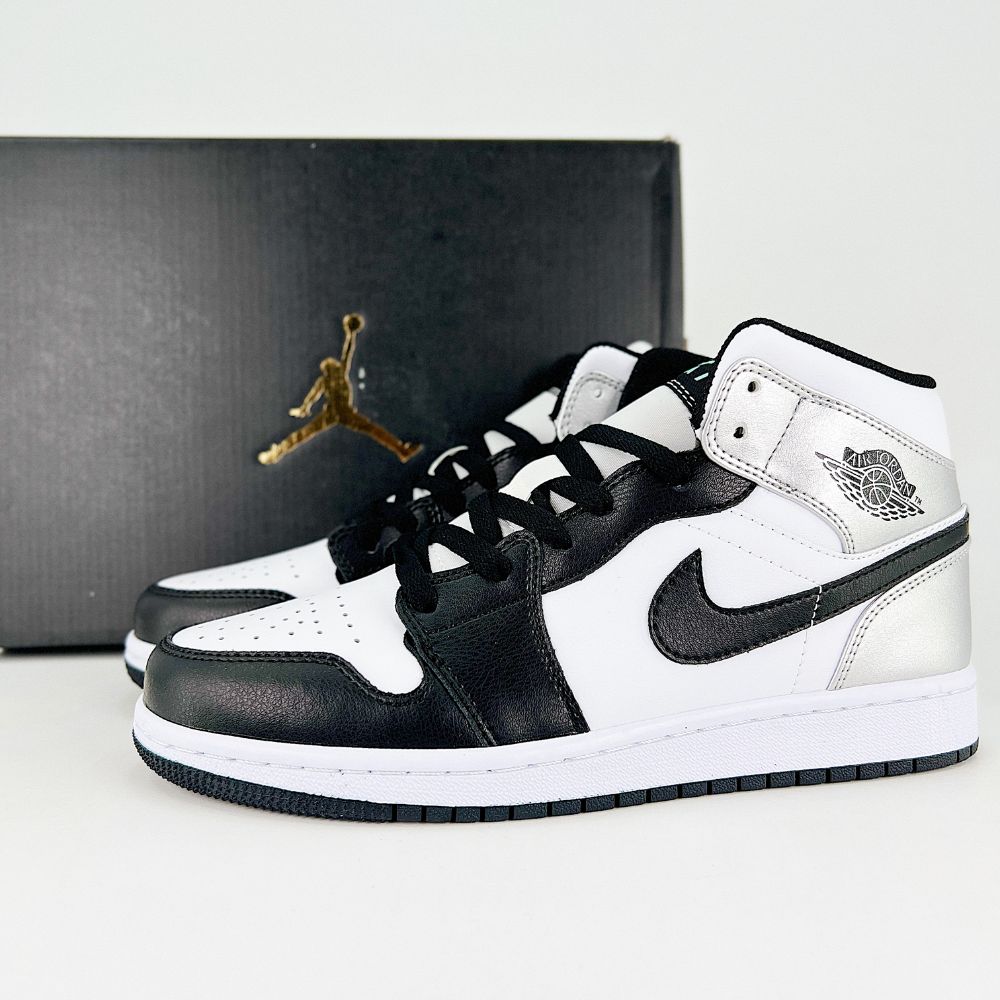 Air Jordan 1 Mid Silver Toe Black White