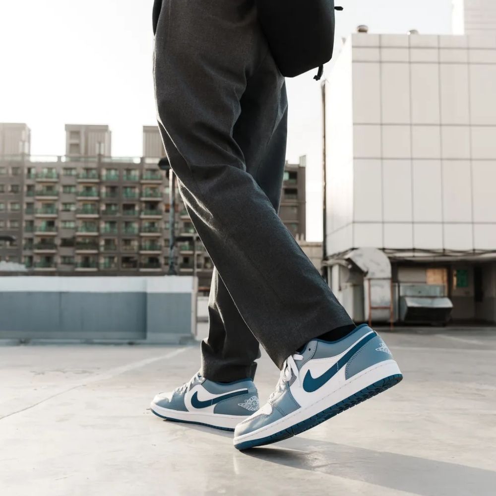 Air Jordan 1 Low Ashen Slate