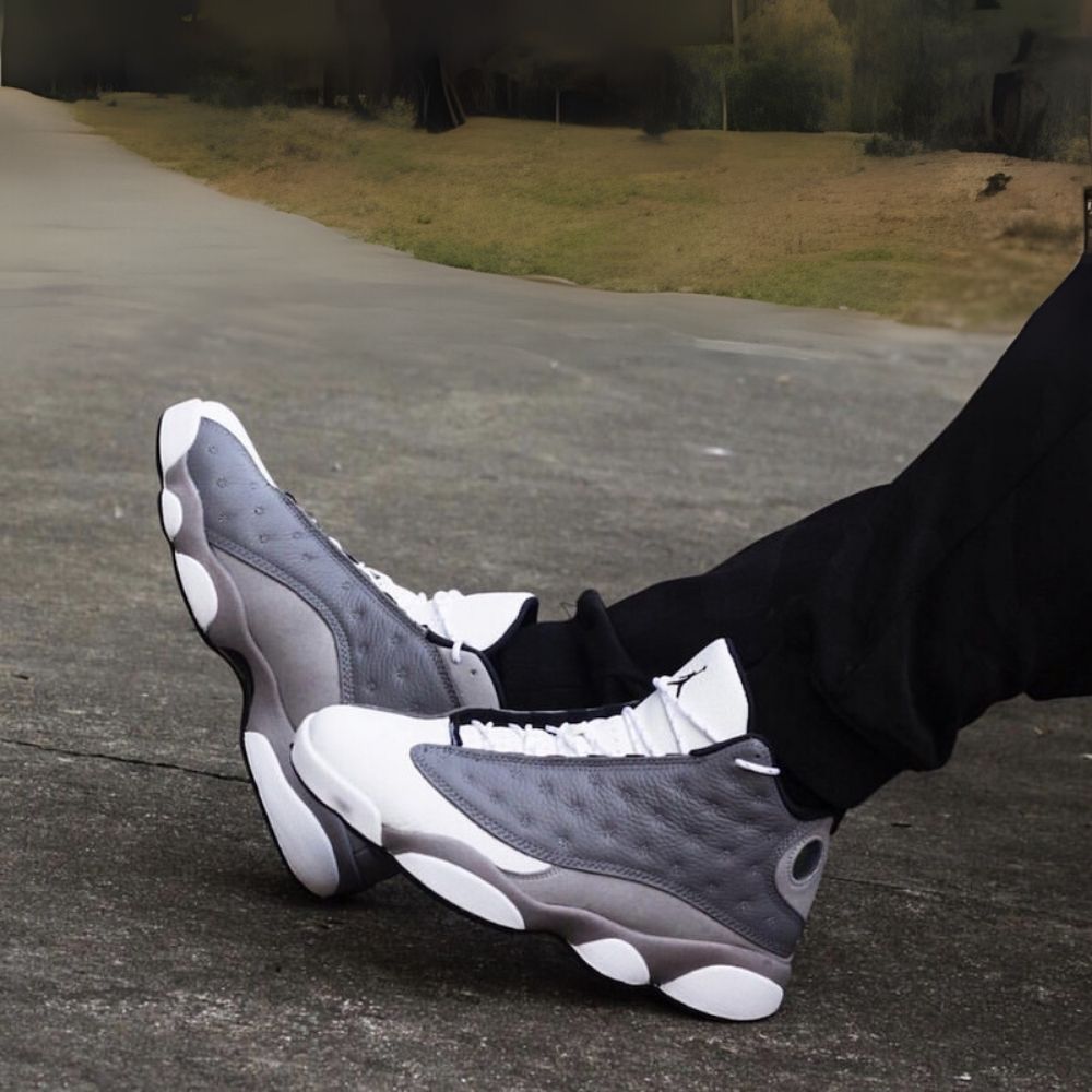 Air Jordan 13 Retro Atmosphere Grey White