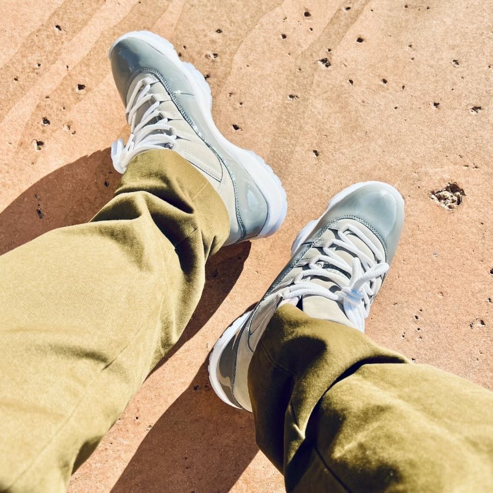 Air Jordan 11 Retro Cool Grey 2021