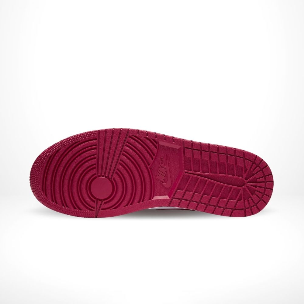 Air Jordan 1 Mid Bred Toe