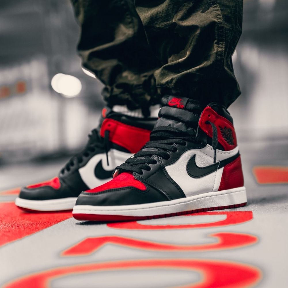 Air Jordan 1 Retro High OG Bred Toe