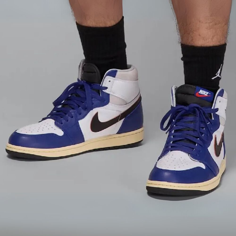 Air Jordan 1 Retro High OG Deep Royal Blue White