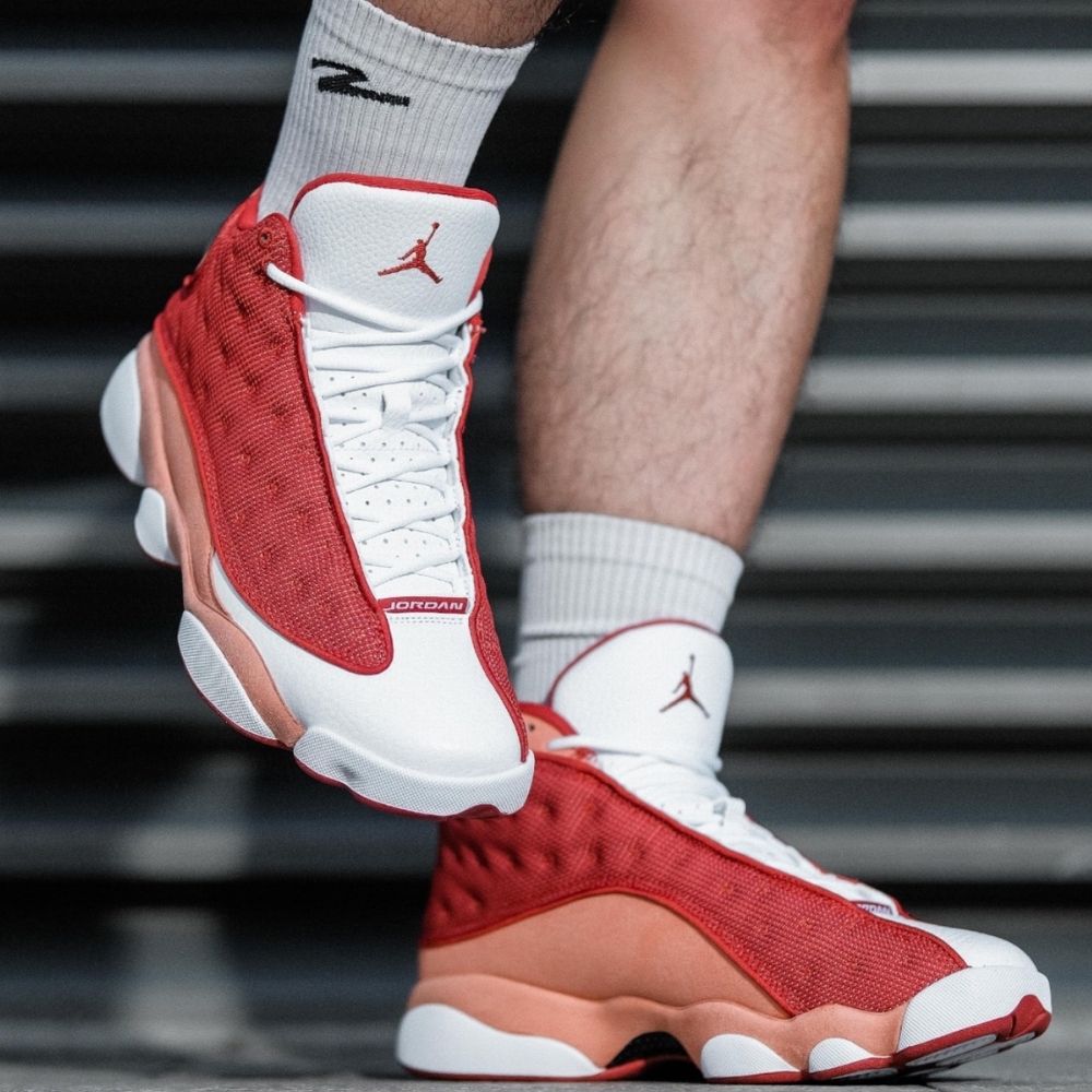 Air Jordan 13 Retro Dune Red White