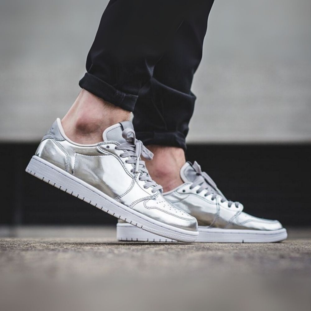 Air Jordan 1 Low Pinnacle Metallic Silver