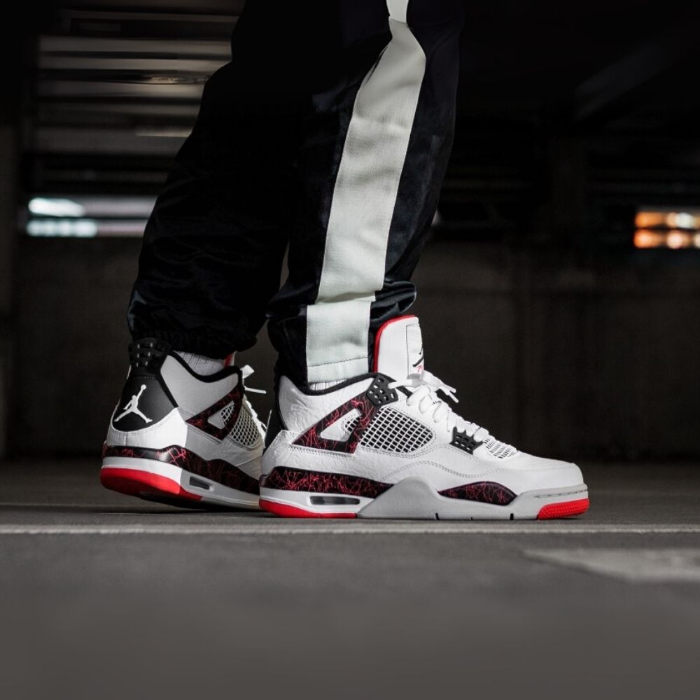 Air Jordan 4 Retro Flight Nostalgia White Black