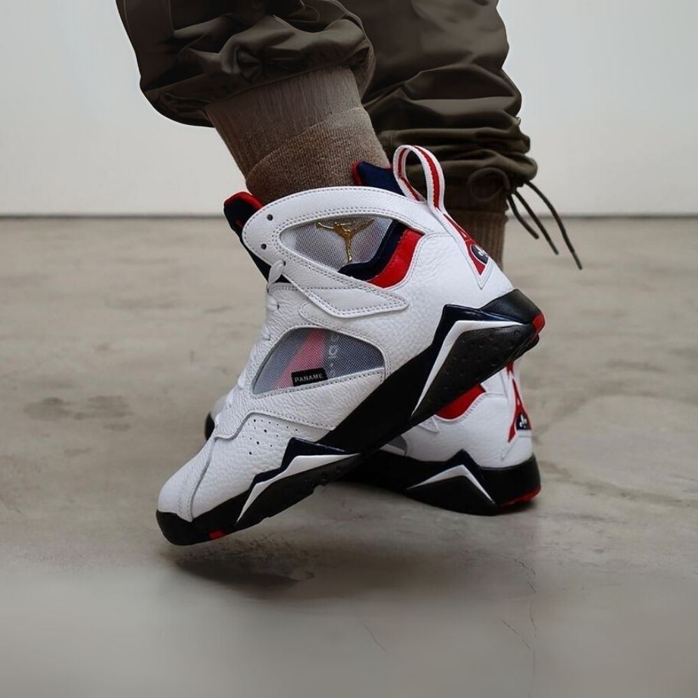 Air Jordan 7 Retro Paris Saint-Germain White College Navy