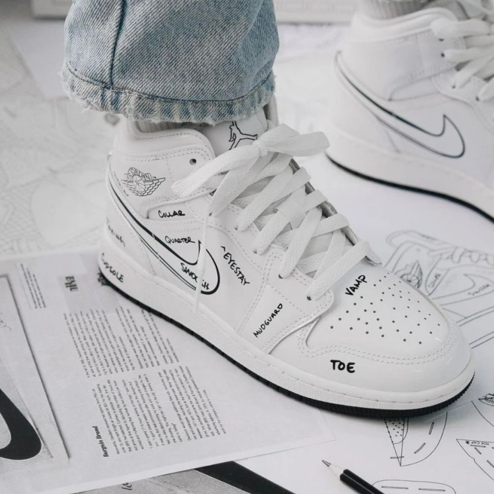 Air Jordan 1 Mid Schematic White Black