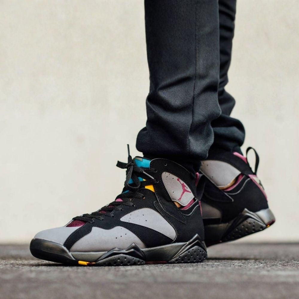 Air Jordan 7 Retro Bordeaux Black