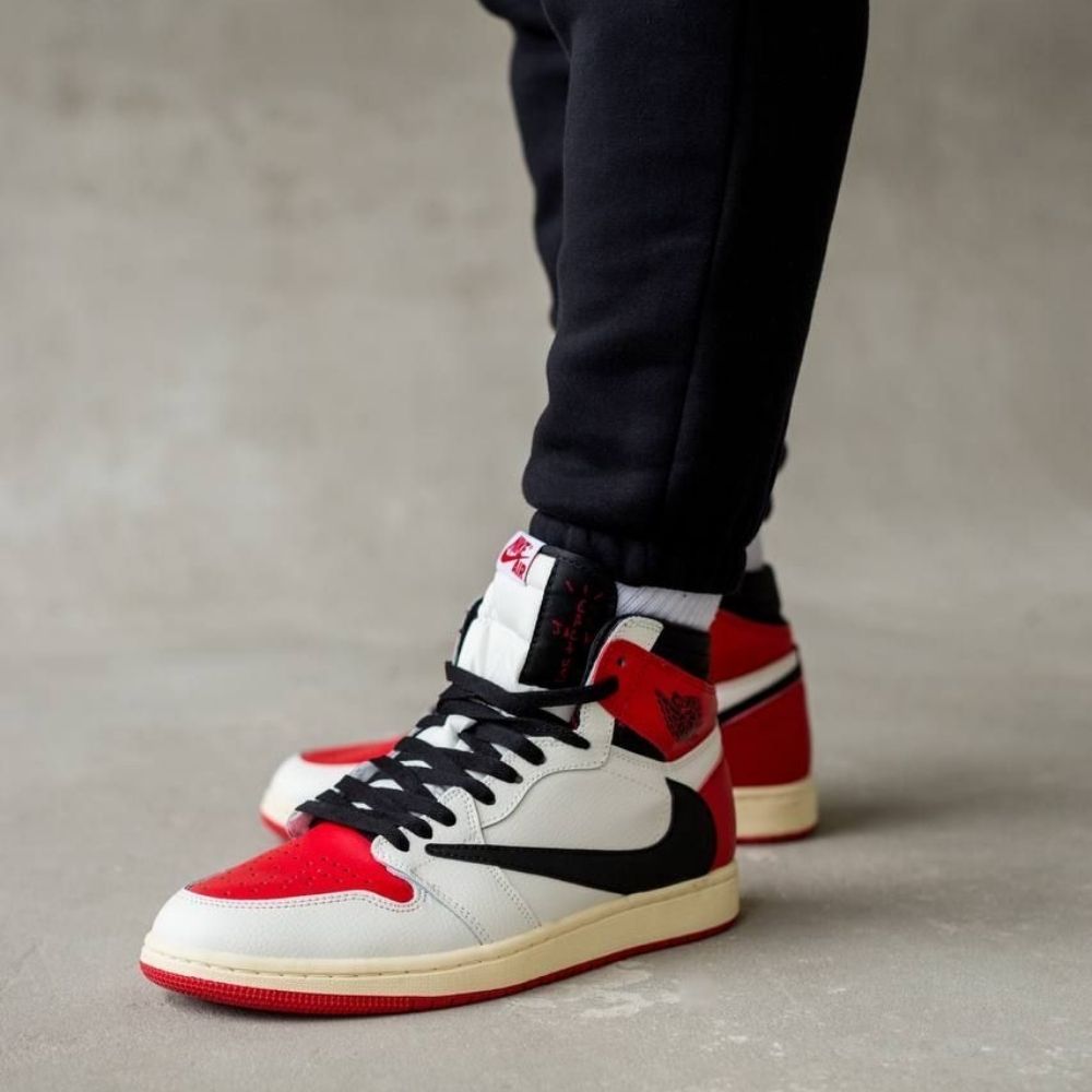 Air Jordan 1 High X Travis Scott X Fragment Heritage Custom