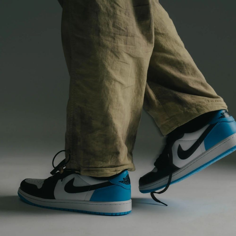 Air Jordan 1 Retro Low OG UNC Black Power Blue