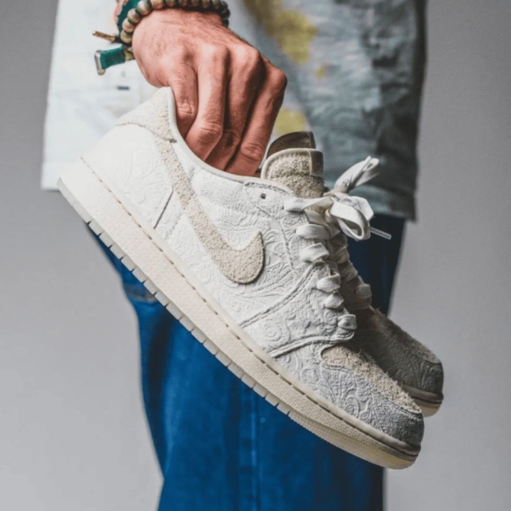 Air Jordan 1 Retro Low OG X Chris Paul Give Them Flowers Cream