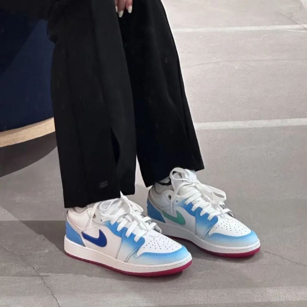 Air Jordan 1 Low Blue Gradient SE