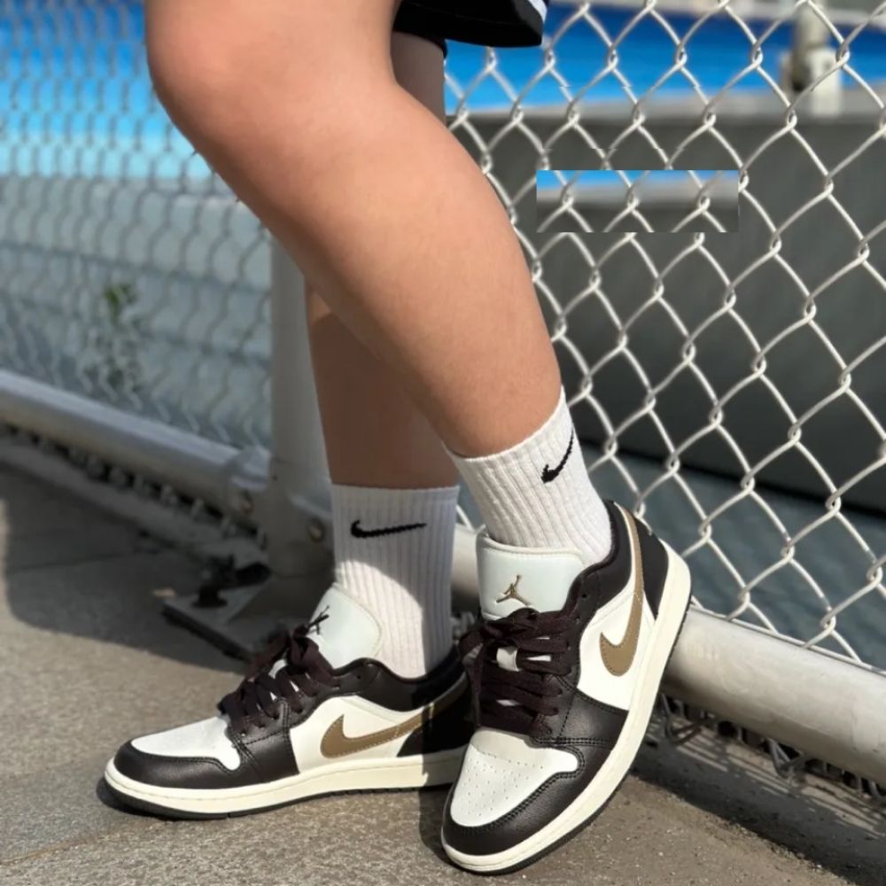 Air Jordan 1 Low Shadow Brown Sail
