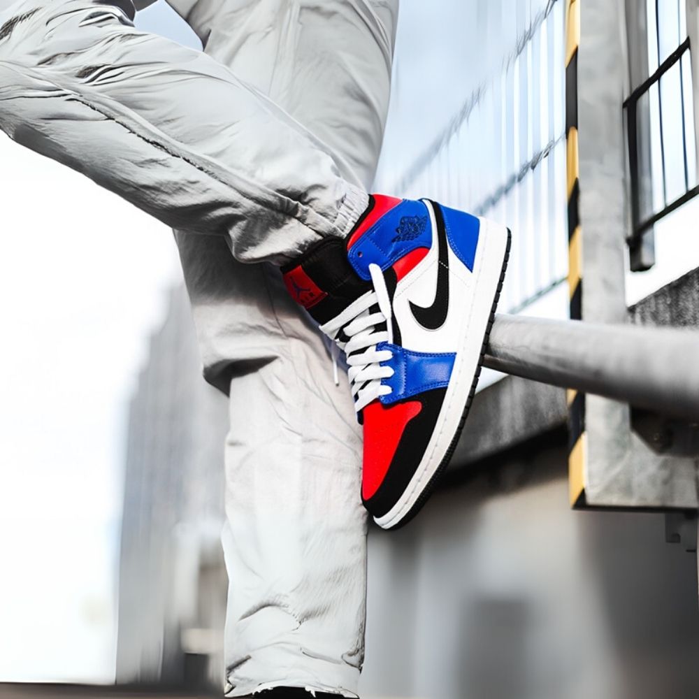Air Jordan 1 Retro Mid Top 3 Blue Red