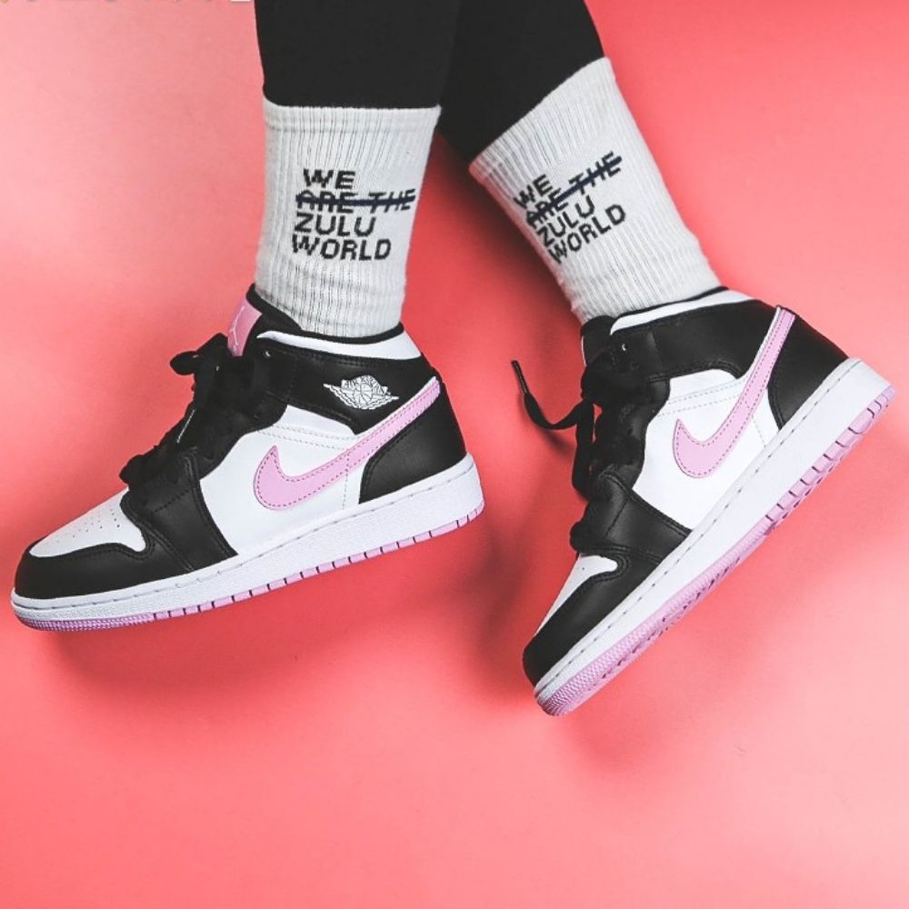 Air Jordan 1 Mid White Light Arctic Pink