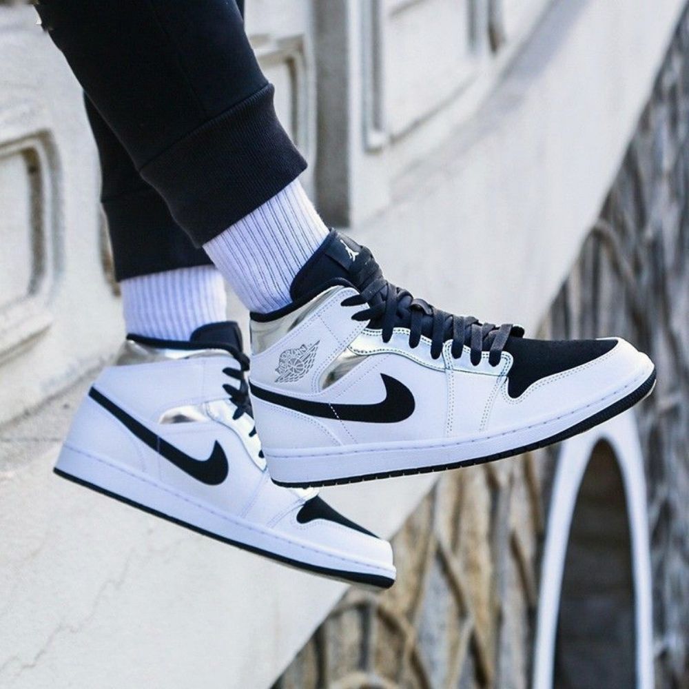 Air Jordan 1 Mid Alternate Think 16 White Silver Black