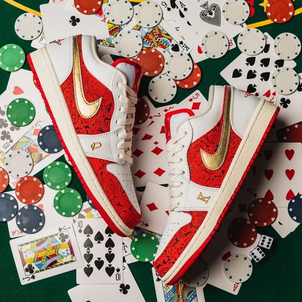 Air Jordan 1 Low Spades White University Red