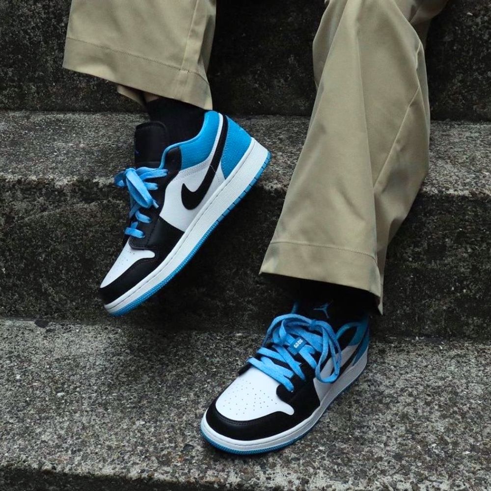 Air Jordan 1 Low Laser Blue Black