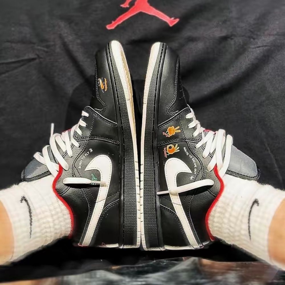 Air Jordan 1 Low Just Skate Black Red SE