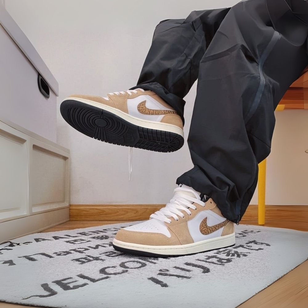Air Jordan 1 Low Brown Elephant White