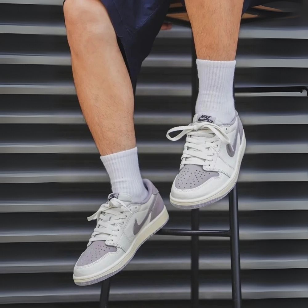 Air Jordan 1 Low OG Atmosphere Grey Sail