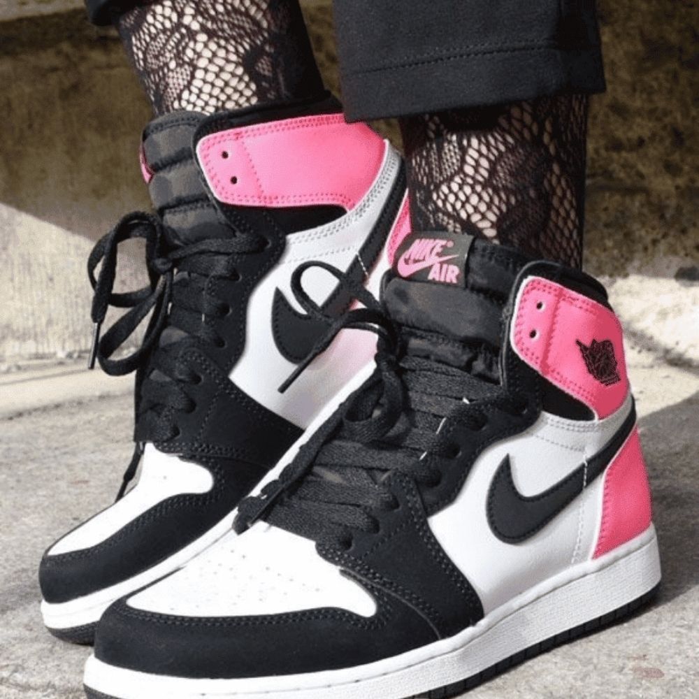 Air Jordan 1 Retro High Valentine’s Day Black Pink