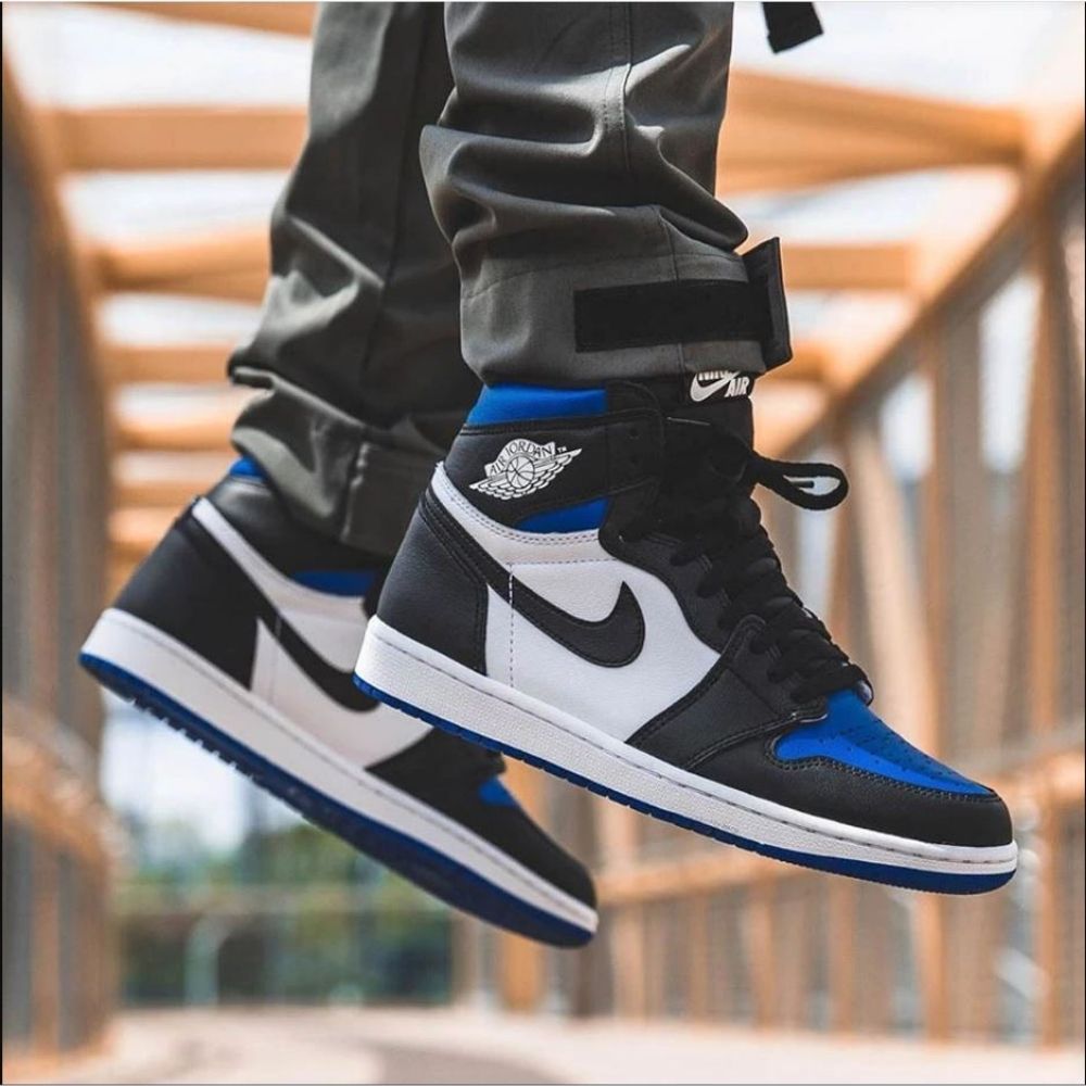 Air Jordan 1 Retro High OG Royal Toe Blue Black