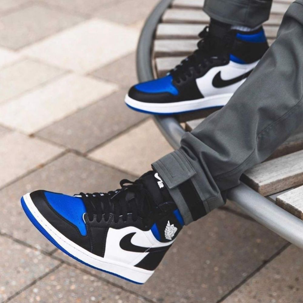 Air Jordan 1 Retro High OG Royal Toe Blue Black