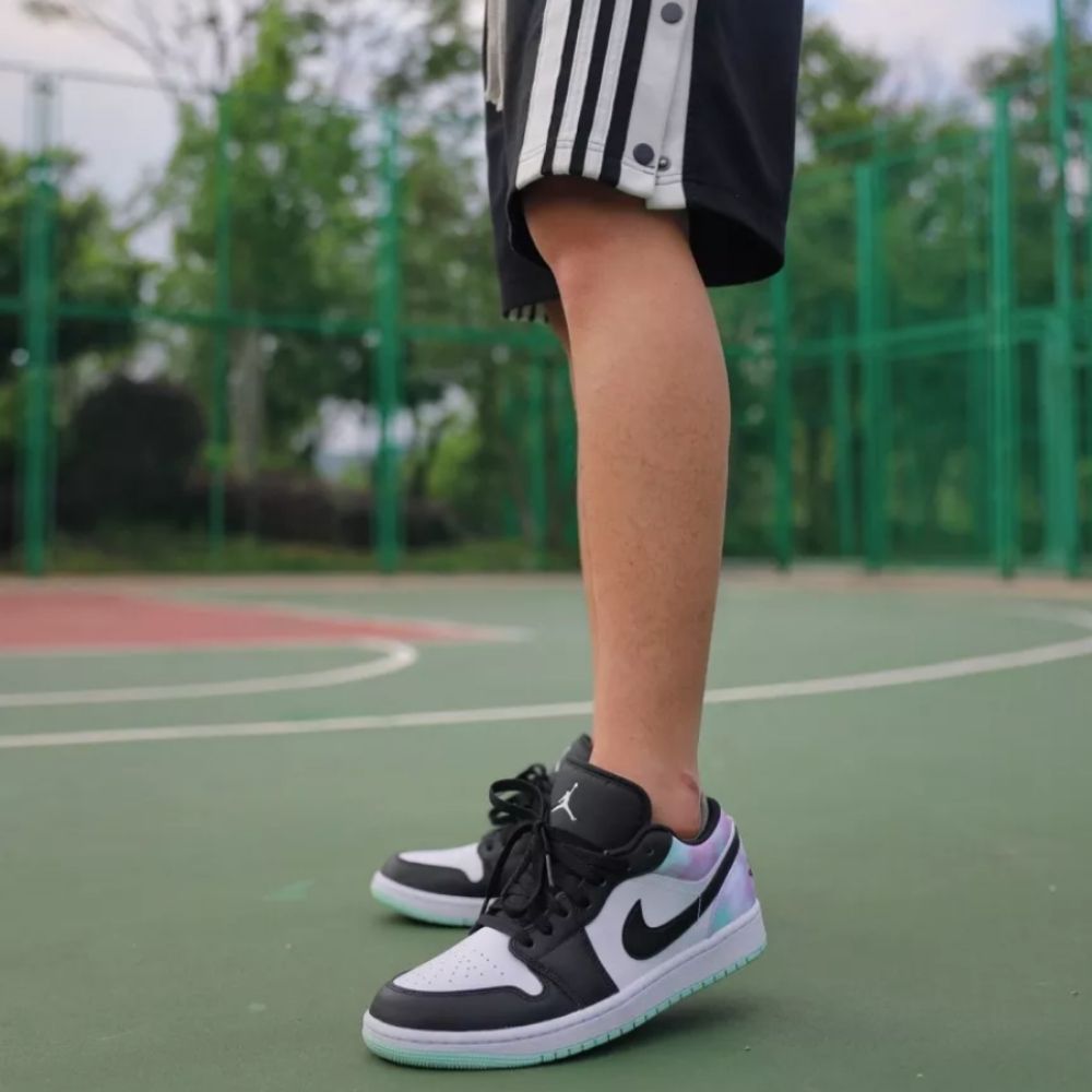 Air Jordan 1 Low Tie Dye White Pink SE