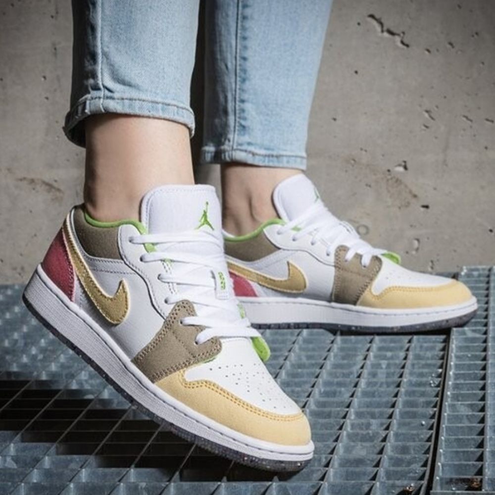 Air Jordan 1 Low Pastel Grind White SE