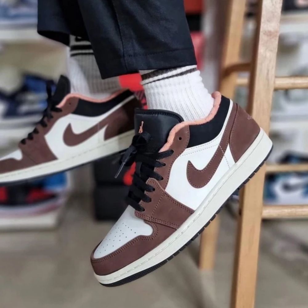 Air Jordan 1 Low Mocha Brown White