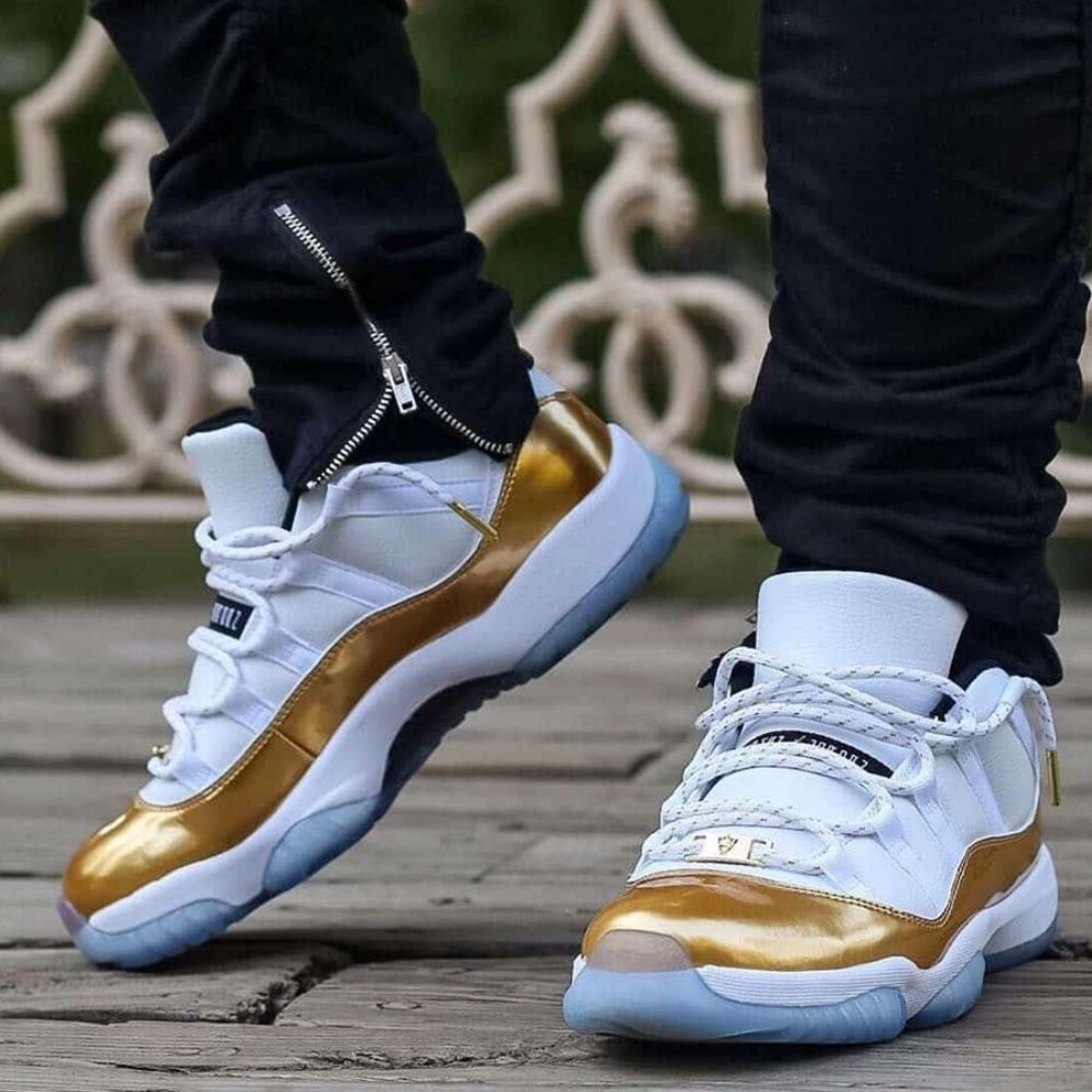 Air Jordan 11 Retro Low Closing Ceremony White Metallic Gold