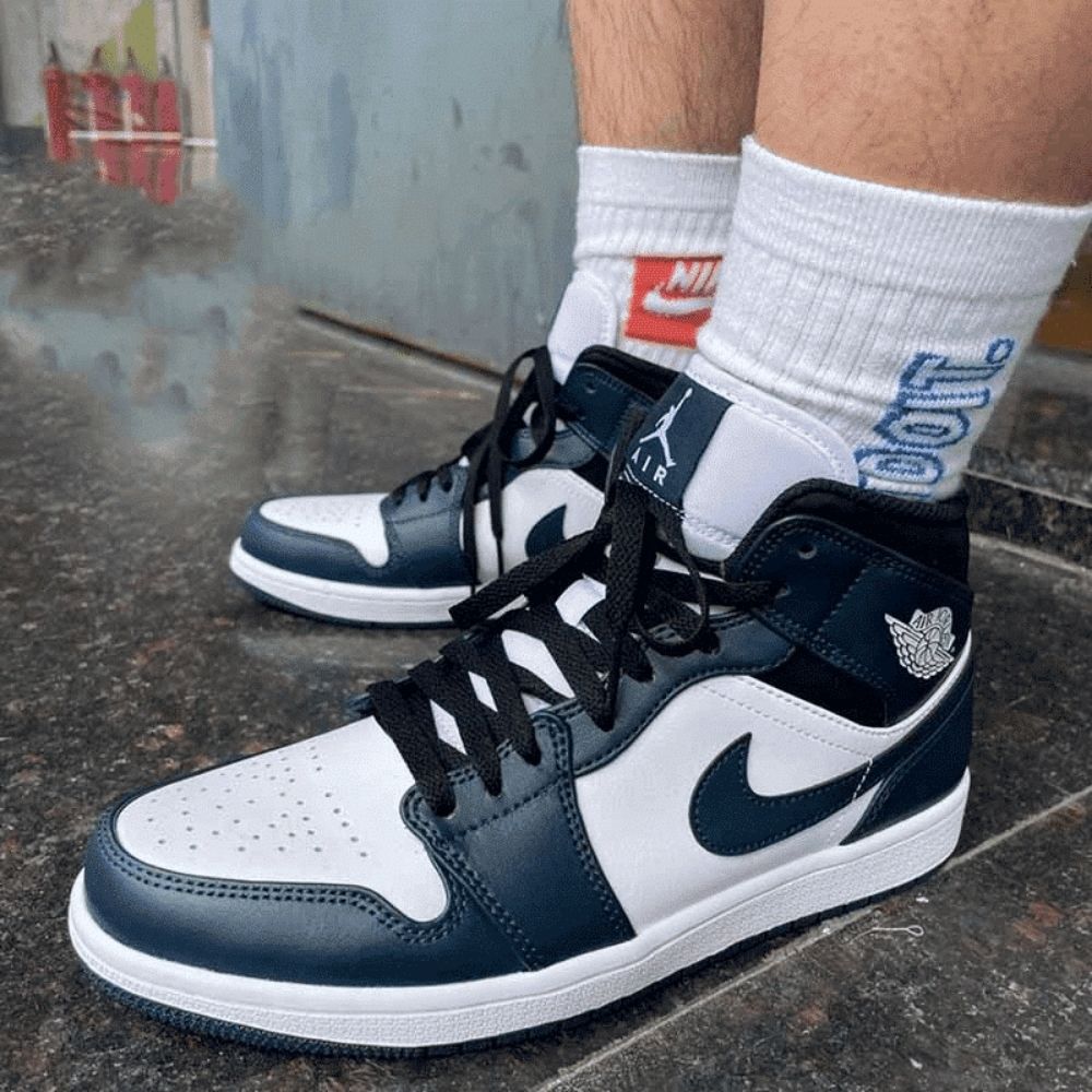 Air Jordan 1 Mid Armory Navy White