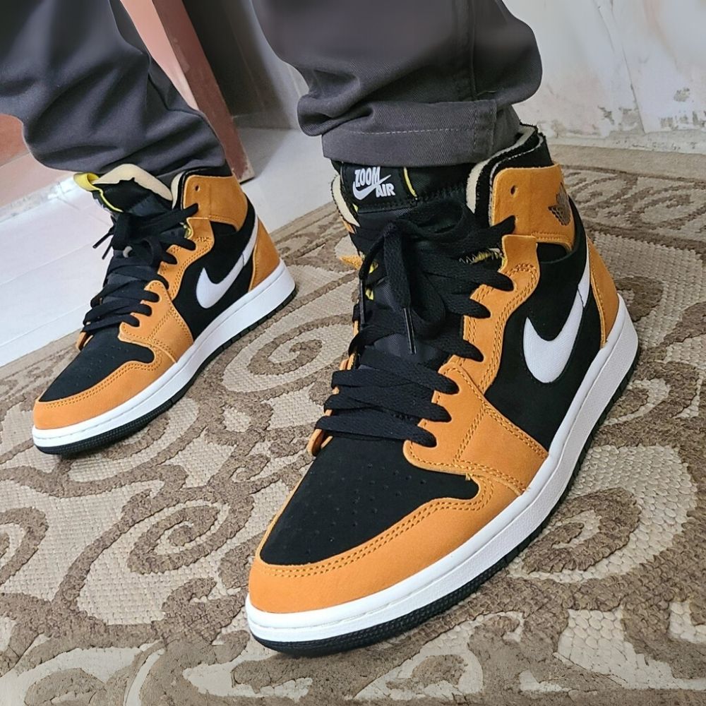 Air Jordan 1 High Zoom CMFT Rookie Of The Year Opti Yellow Black
