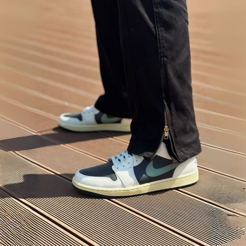 Air Jordan 1 Low Jade Smoke Sail