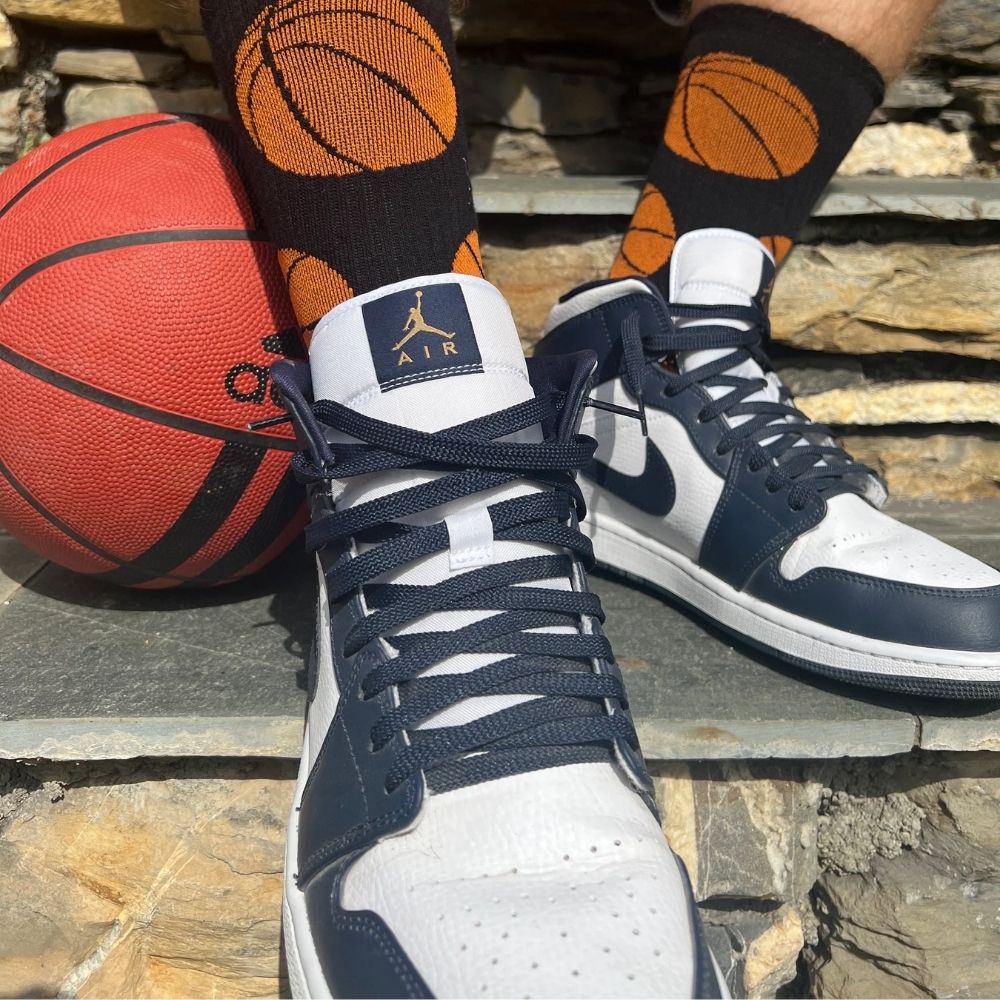 Air Jordan 1 Mid Obsidian Blue White