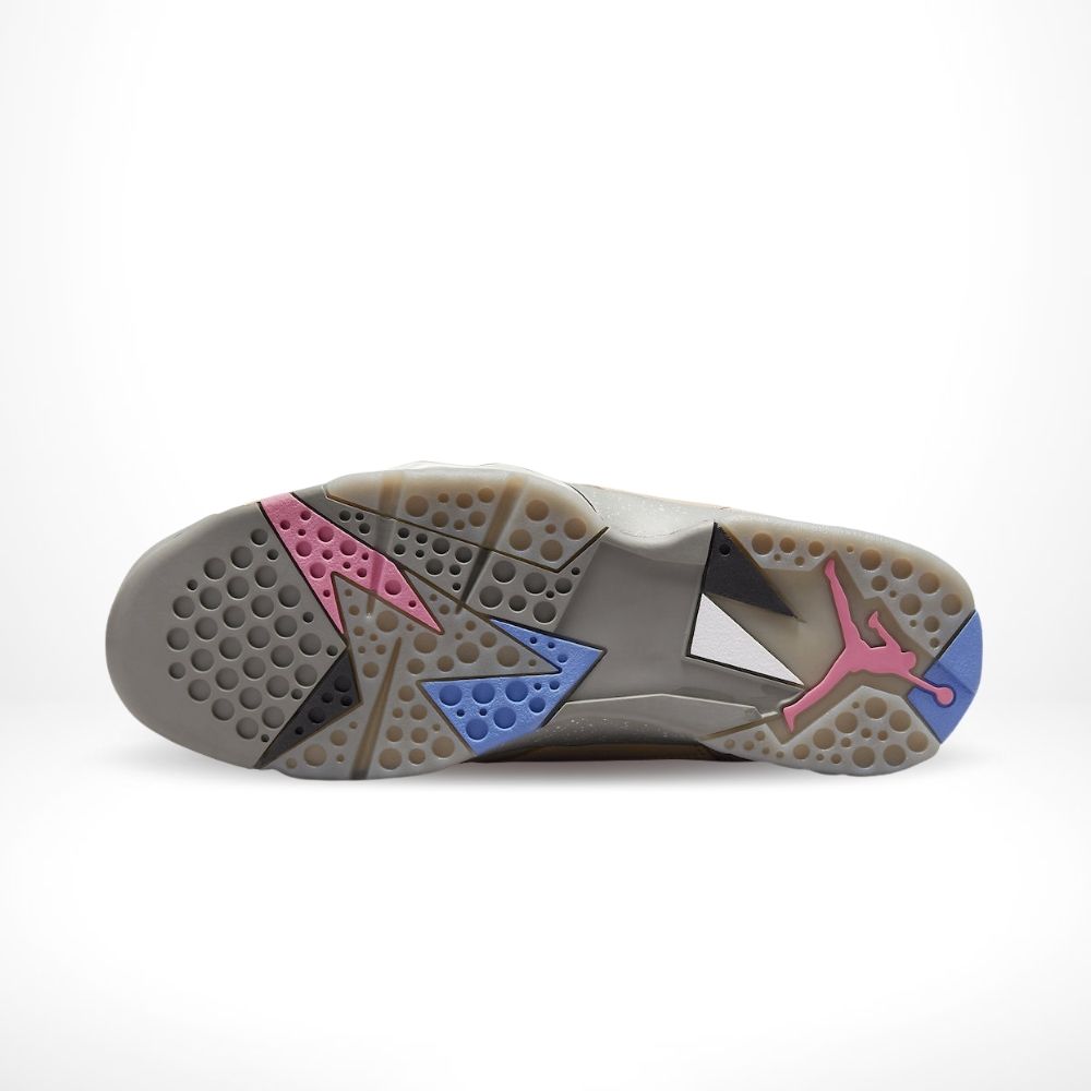 Air Jordan 7 Retro Sapphire Pink SE