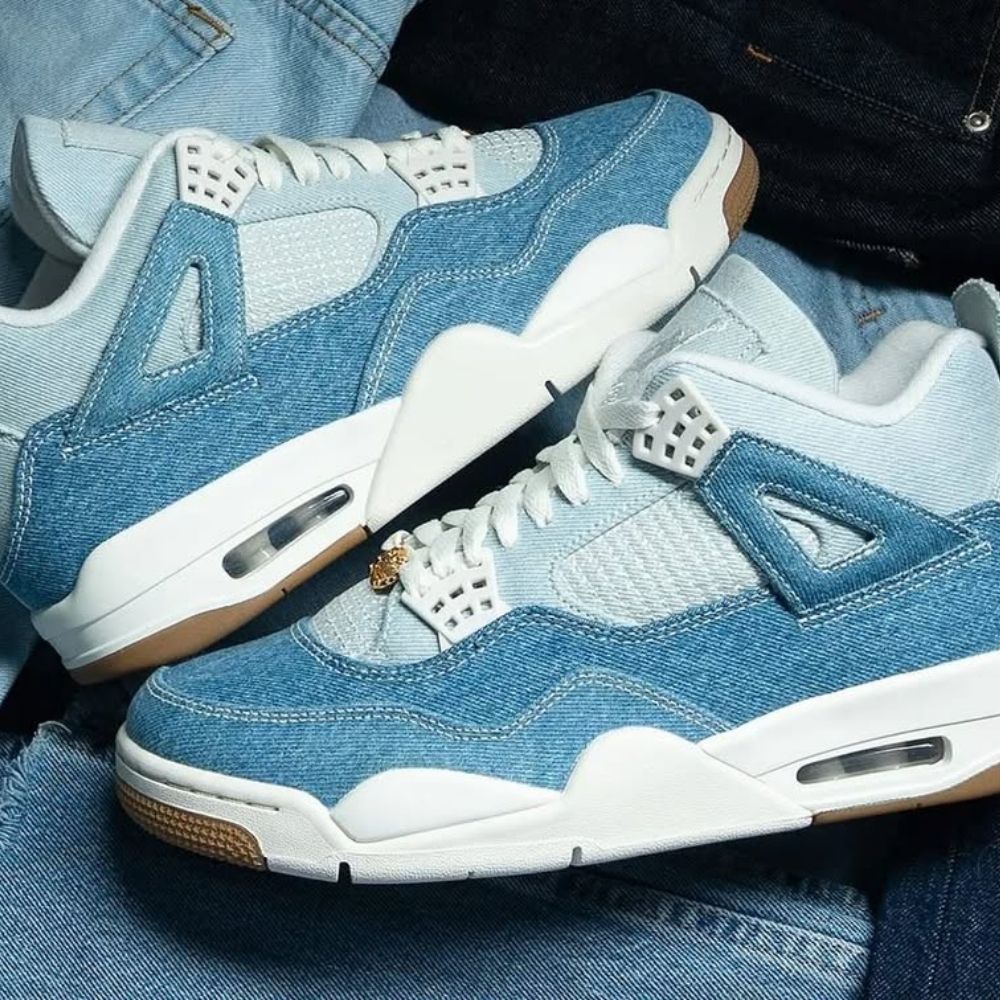 Air Jordan 4 Retro TEX Worn Blue Denim
