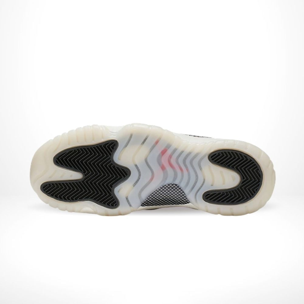 Air Jordan 11 Retro Low Light Bone Snakeskin