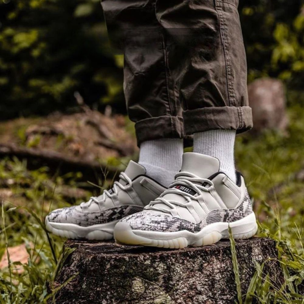 Air Jordan 11 Retro Low Light Bone Snakeskin