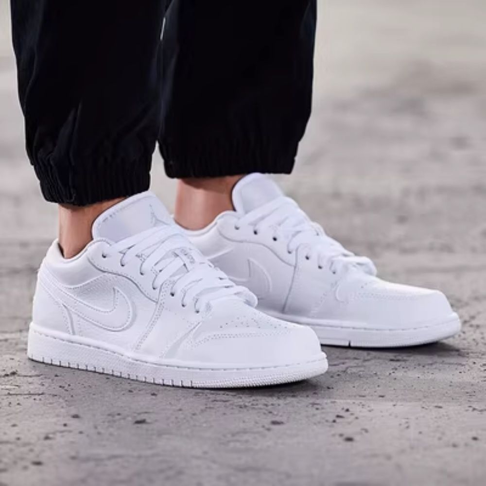 Air Jordan 1 Low Triple White