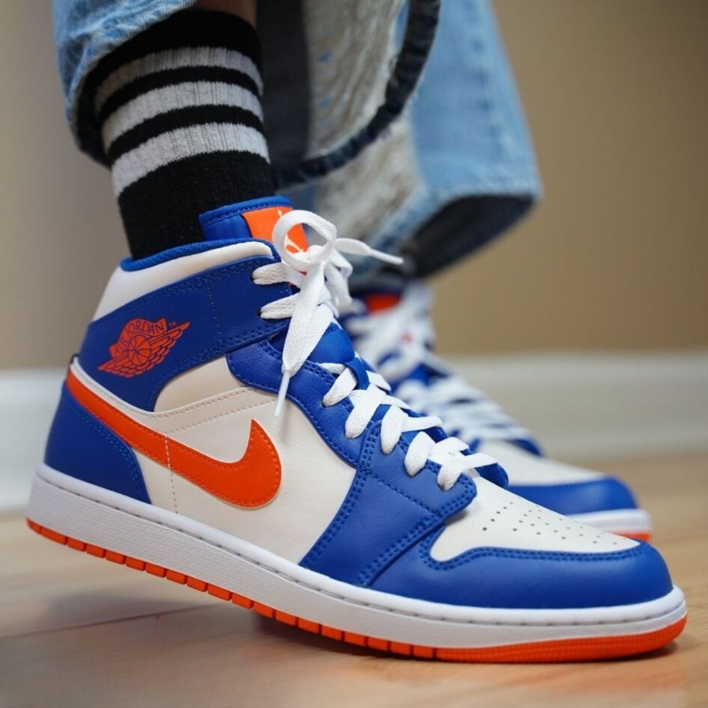 Air Jordan 1 Mid Knicks Game Royal Orange