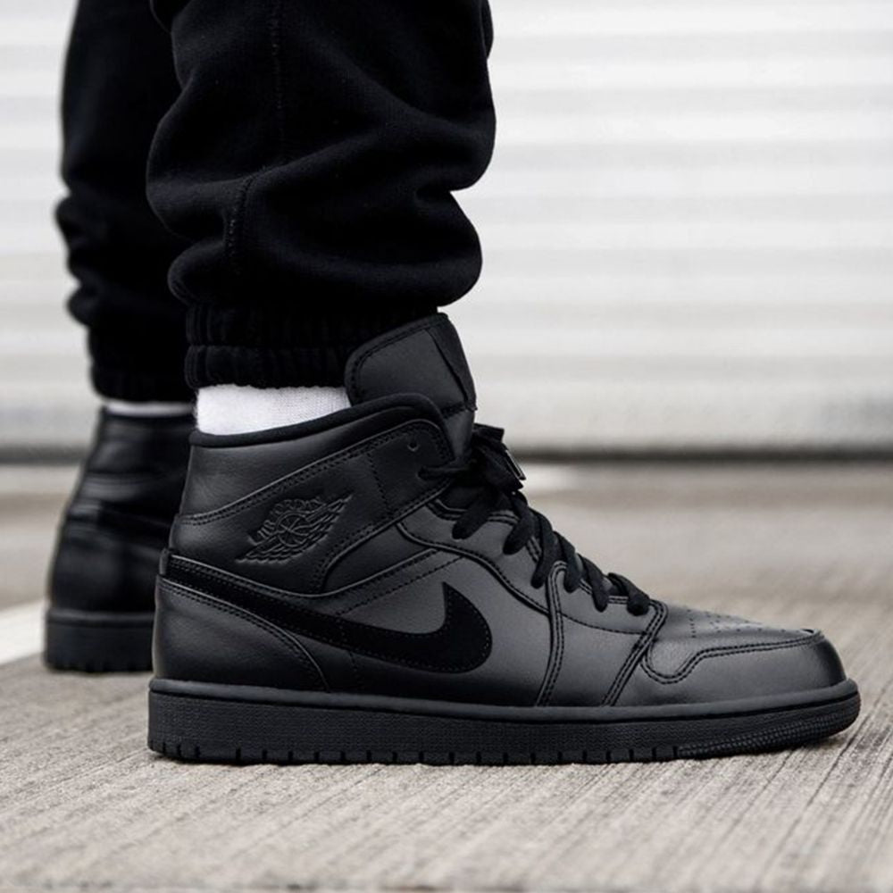 Air Jordan 1 Mid Triple Black