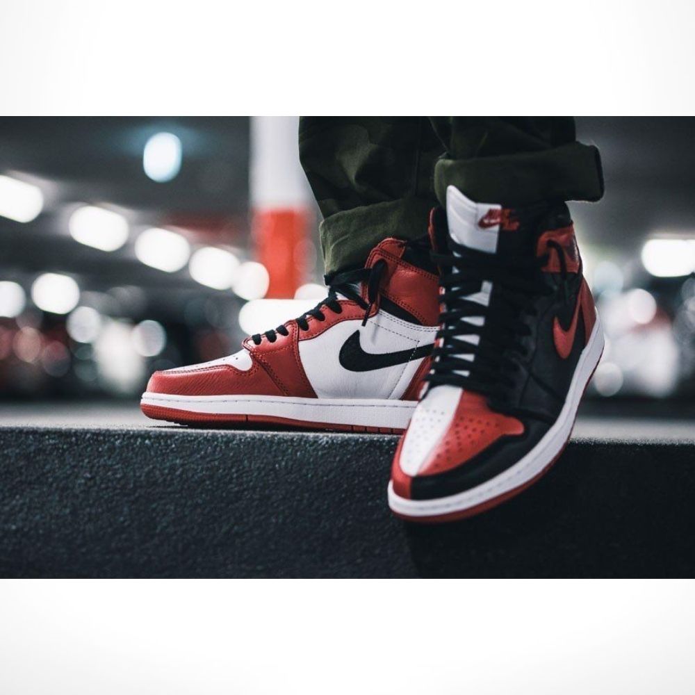 Air Jordan 1 Retro High Homage To Home Bred White