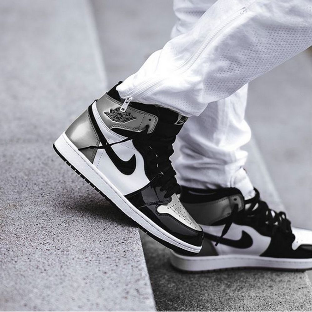 Air Jordan 1 High OG Silver Toe