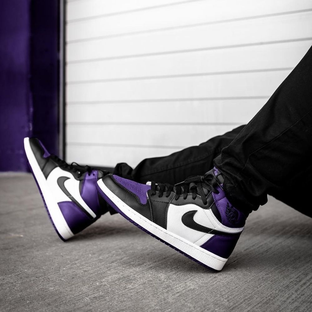 Air Jordan 1 Retro High OG Court Purple