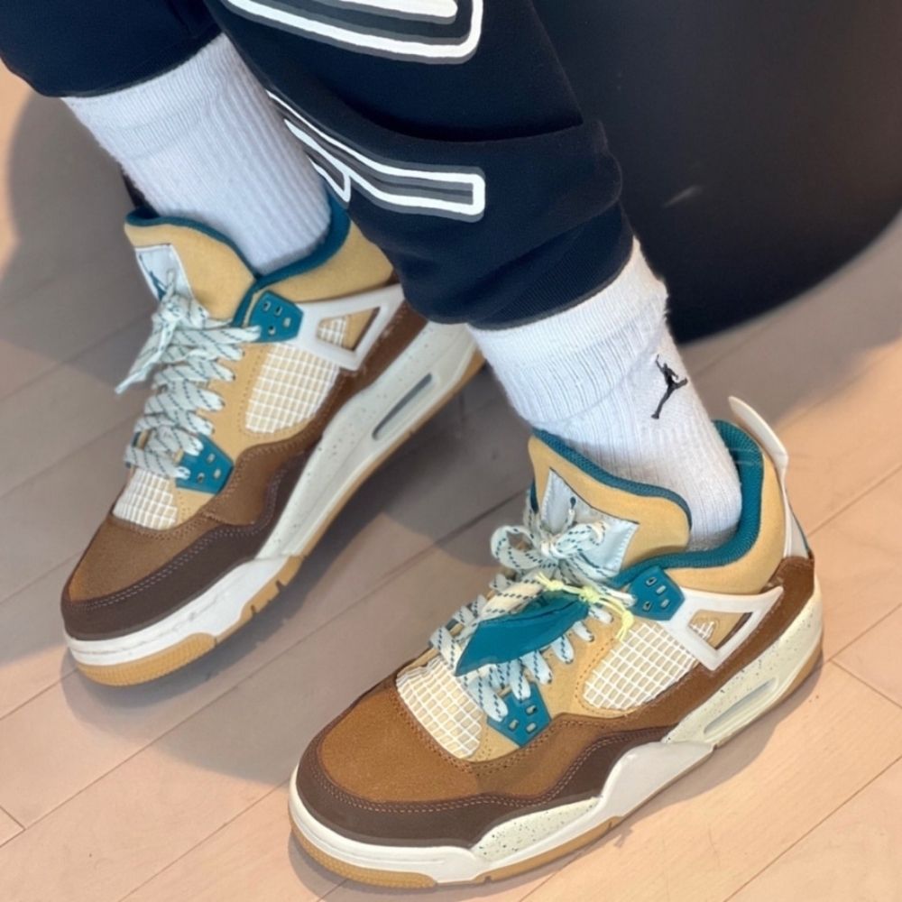 Air Jordan 4 Retro Mushroom